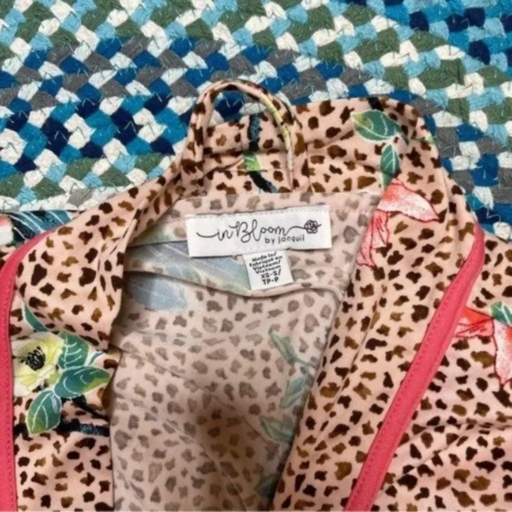 In Bloom Robe - Picture 3 of 4